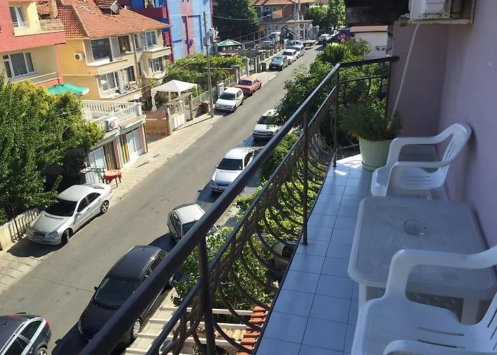 Guest house Gloria 2*